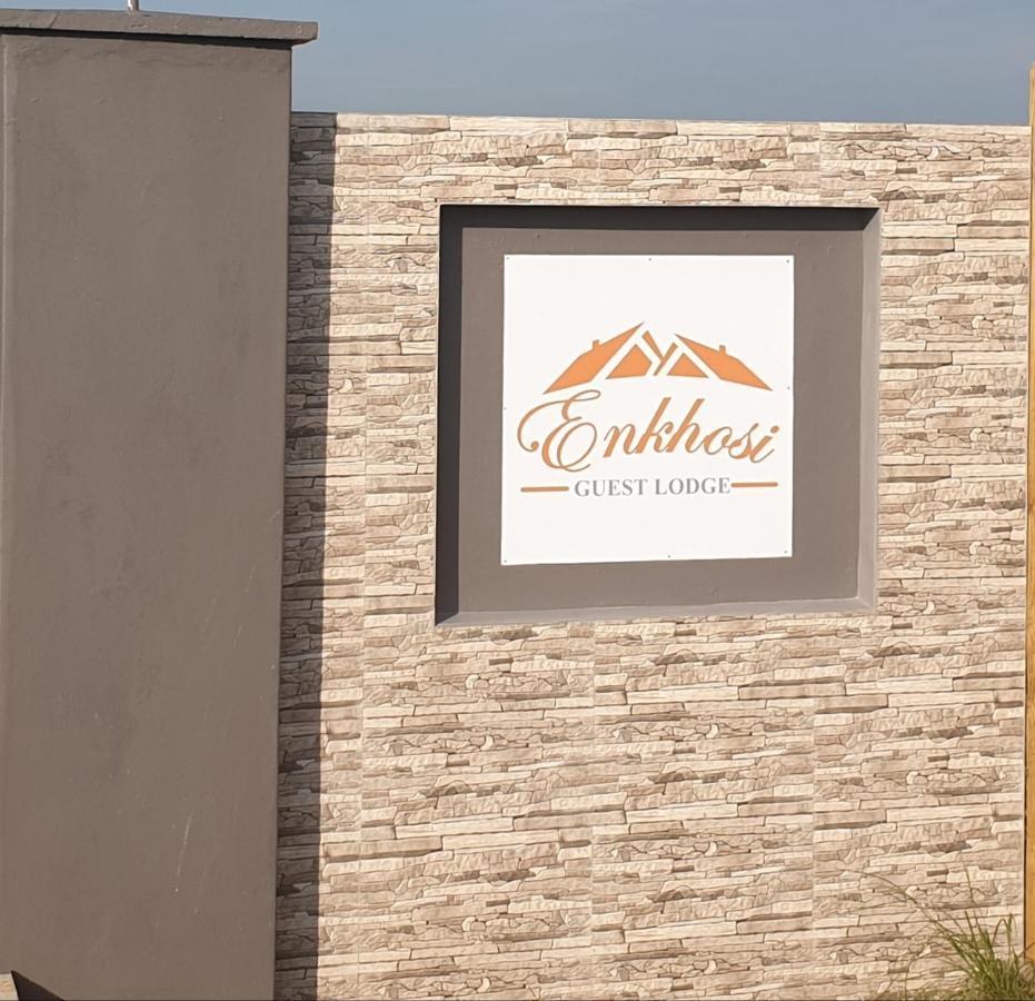 Enkhosi Guest Lodge Nhlangano Exterior foto